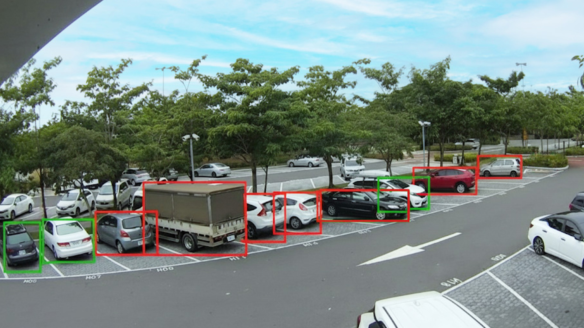 高速公路智慧停車新紀元 &mdash; 即時車位偵測系統啟用
